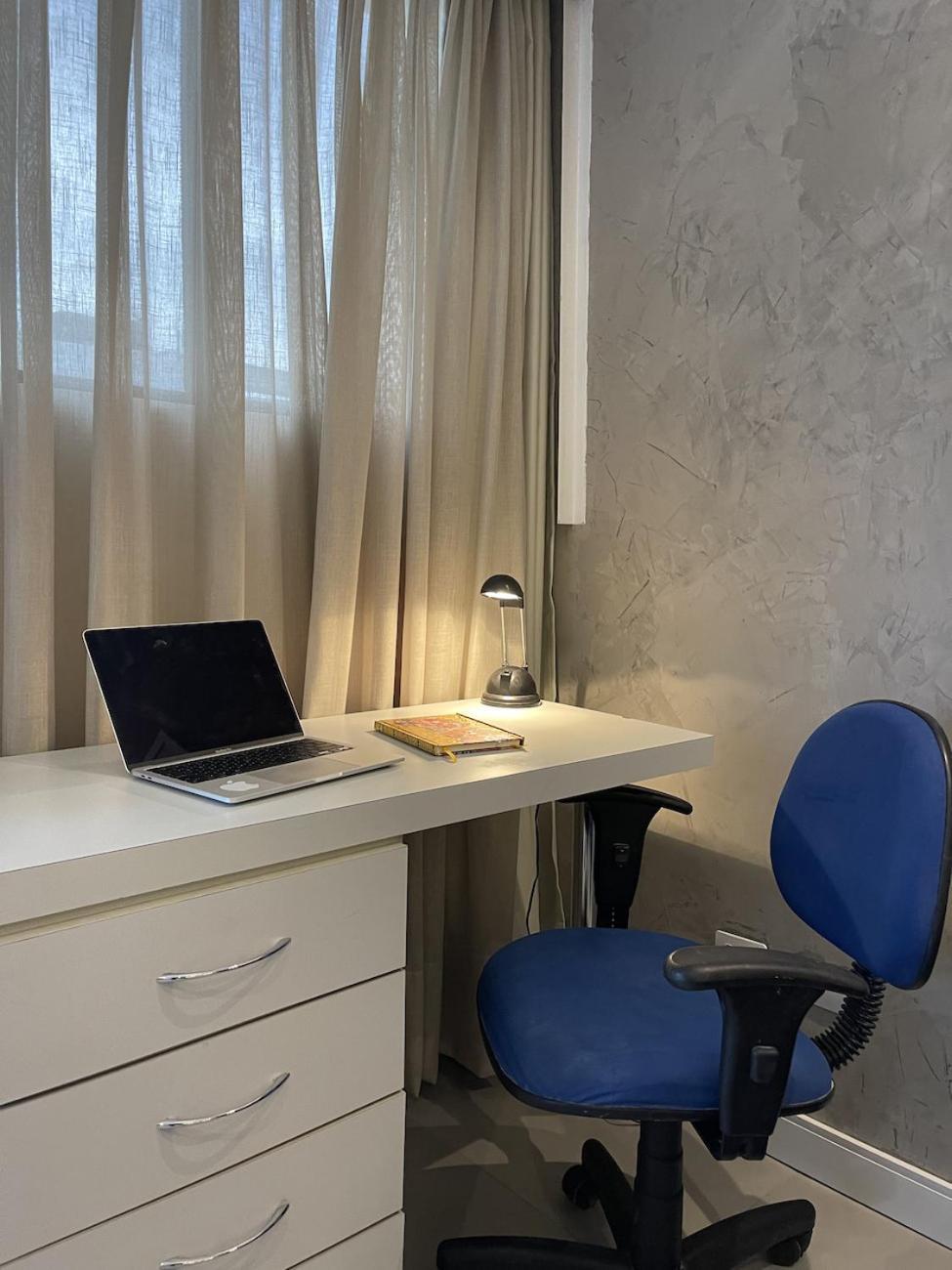 Encantador Com Piscina - Besthostrio Apartamento *